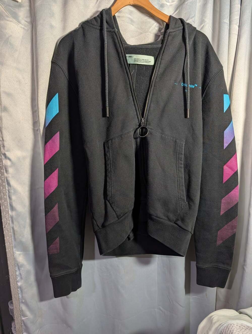 Off-White Diagonal Gradient Zip Up Hoodie Black